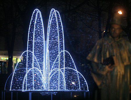 Krakowskie fontanny będą świecić i grać