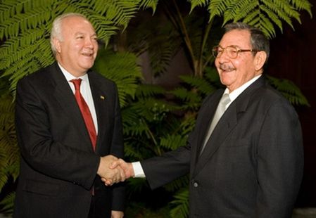 Hiszpania i Kuba rozpoczynają "dialog"