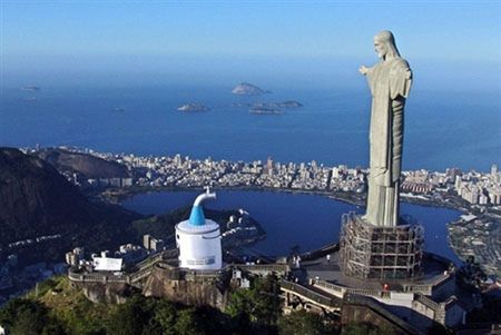 Posąg Chrystusa w Rio jednym z 7 cudów świata?