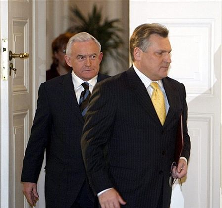 Leszek Miller spotka się z premierem Kaczyńskim