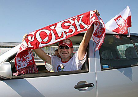 Około 3 tys. kibiców z Polski pojechało na mecz Polska-Niemcy