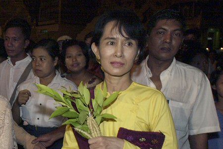 Liderka opozycji w Birmie znów stanie przed sądem