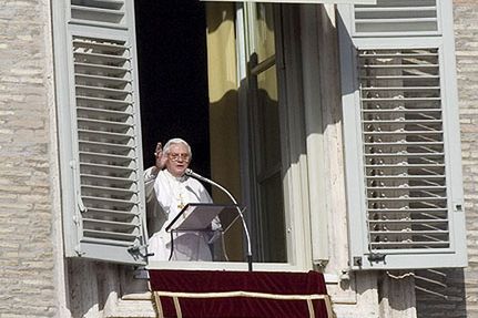 Papież modlił się za ludność Chin i Birmy