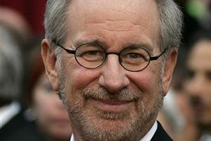"Czy Spielberg chce upaść nisko jak Leni Riefenstahl?"