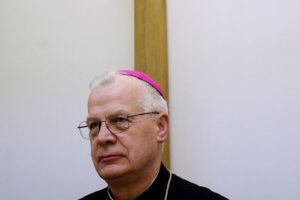 Episkopat powołał Komisję Historyczną, która zbada akta IPN