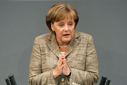 Merkel apeluje do posłów o poparcie dla konstytucji UE
