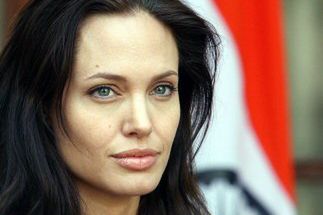 Angelina Jolie adoptowała wietnamskie dziecko