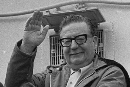 Życie Allende zakończył jeden strzał - "to samobójstwo"