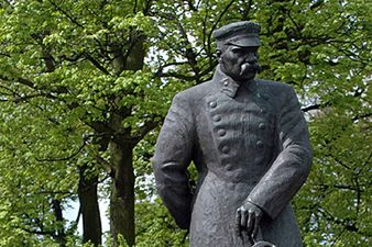 Polsko-niemiecka wojna o marszałka Piłsudskiego