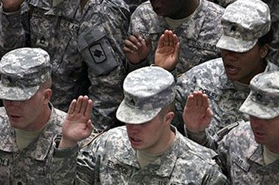 Ateista pozwał armię USA za dyskryminację