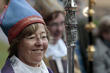 Pierwsza biskup-lesbijka