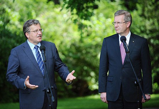 Komorowski ujawnił, które stolice odwiedzi jako pierwsze