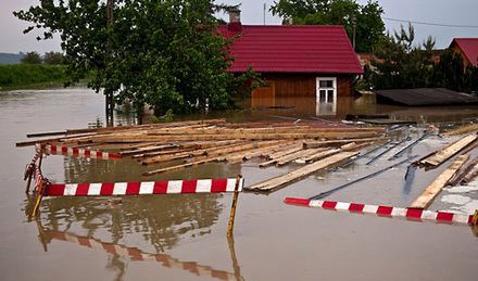 Powódź może zabrać im miejsca pracy