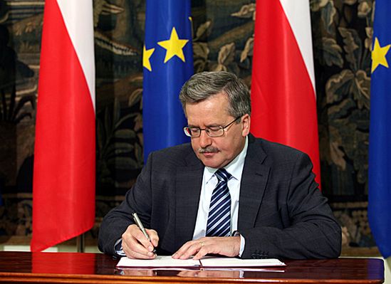 Komorowski podpisał ustawę zakazującą bicia dzieci