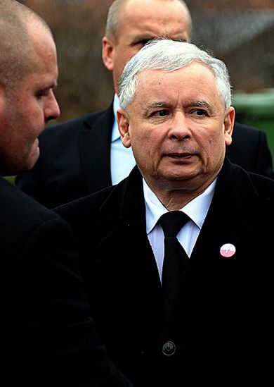 Kaczyński wyjaśnia: oto, dlaczego posłanki musiały pożegnać się z PiS