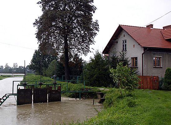 Dramat w Małopolsce - ludzie muszą uciekać przed wodą