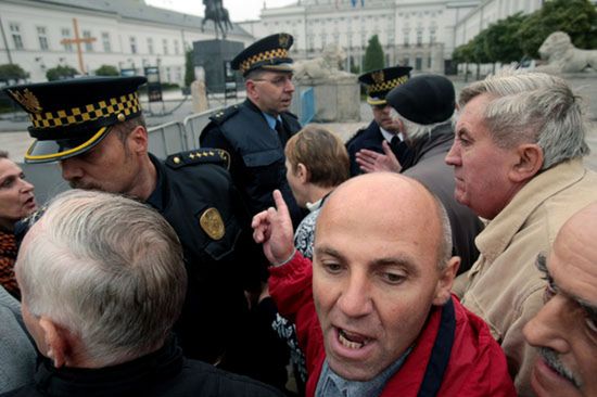 "Mężczyźni pod krzyż w nocy - pilnie poszukiwani"