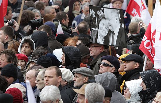 Nielegalny handel kwitnie przed Pałacem Prezydenckim