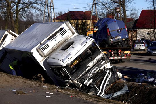 Tragedia na drodze koło Zambrowa - 6 osób zginęło