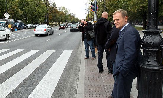 Pozwą Tuska do sądu - żądają od niego przeprosin