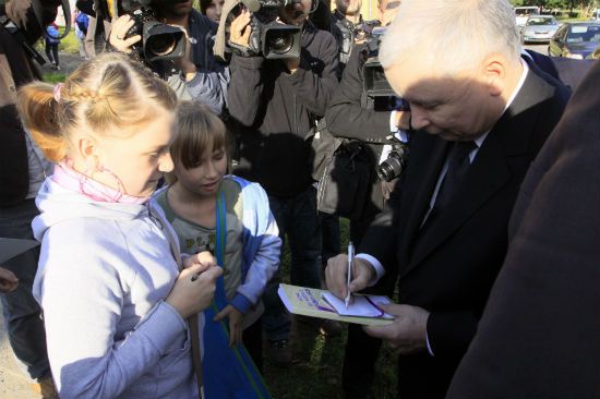 Generacja PiS - młodzi, inteligentni, atrakcyjni