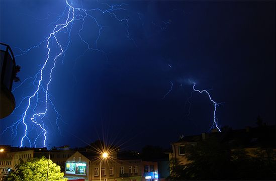 Alarm powodziowy - kolejny front nadciąga nad Polskę