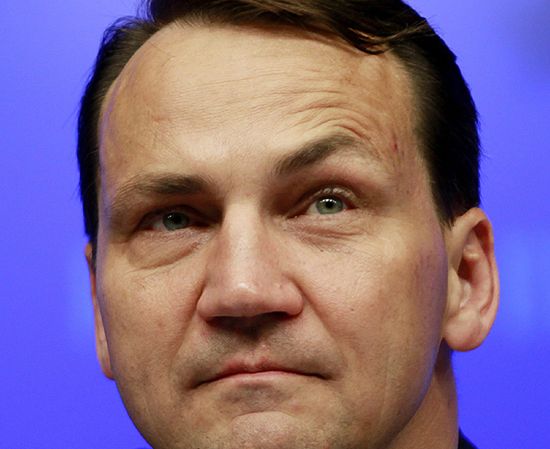 Sikorski: o. Rydzyk zgrzeszył