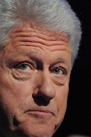 Bill Clinton wzywa do głosowania na Obamę