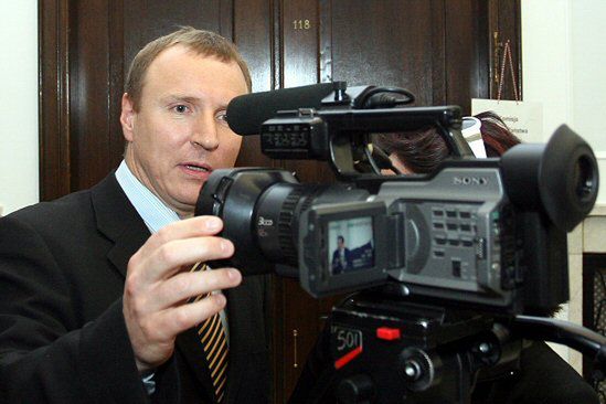 PiS: media traktują nas źle, zakładamy własną telewizję