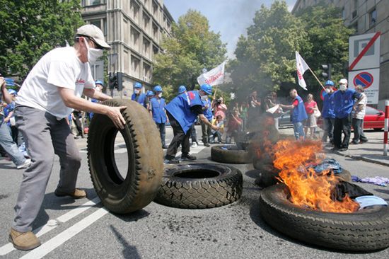 Protest polskich stoczniowców w Brukseli