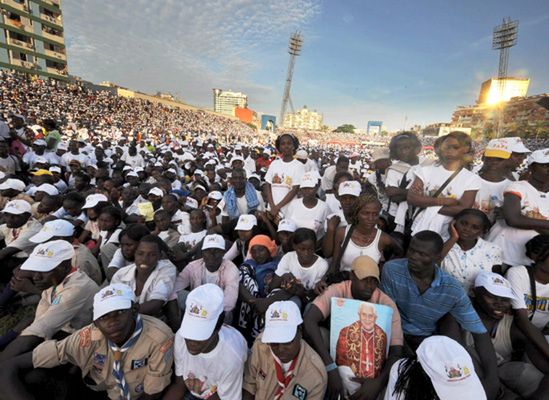 Milion ludzi na papieskiej mszy w Angoli