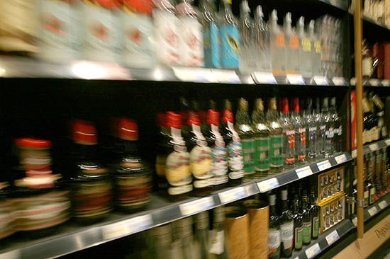 Drożyzna na półkach z alkoholem ukróci plagę pijaństwa?