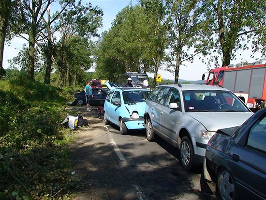 Karambol na Dolnym Śląsku - zderzyło się 12 aut