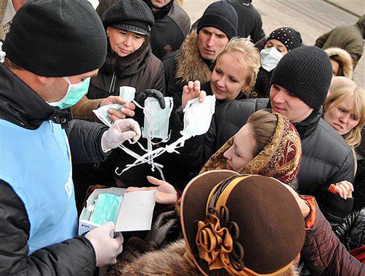 Polacy zatrzymani na Ukrainie za handel maseczkami