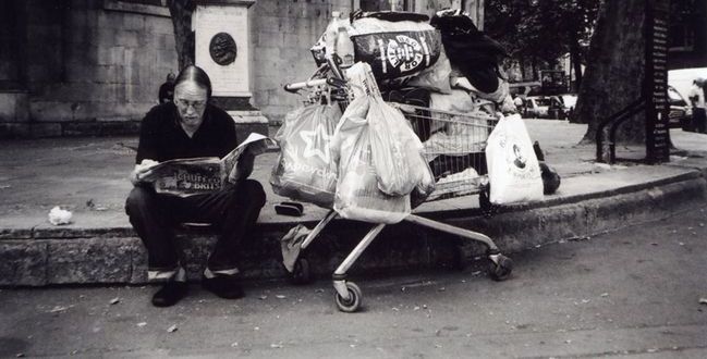 Rozdali bezdomnym aparaty fotograficzne...