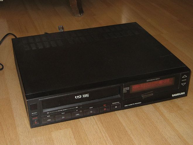 Ostateczny kres ery VHS - wyprodukują ostatni magnetowid