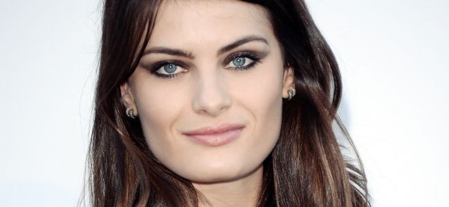 Isabeli Fontana jak z lat 60'