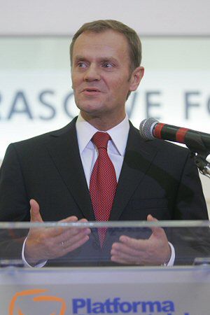 Nowak: Tusk wystąpi w telewizji