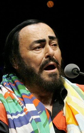 Luciano Pavarotti w szpitalu
