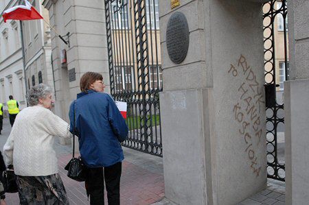 Taśmy Rydzyka trafiły do prokuratury