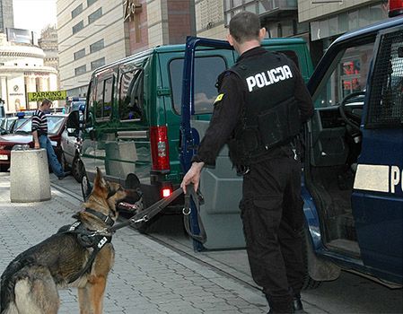 Zamiast zjeść śniadanie, uwięził Żydów - grozi mu 5 lat