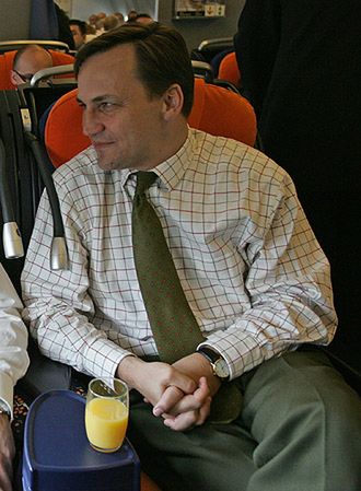 Sikorski: nie widzę powodu, by Stasiak leciał do Iraku