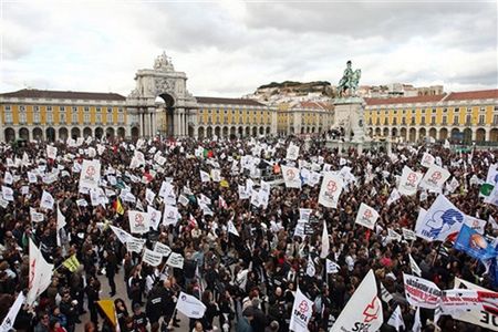 Portugalscy nauczyciele masowo wyszli na ulice