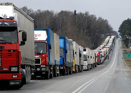 W kolejce do granicy spłonął kierowca ciężarówki