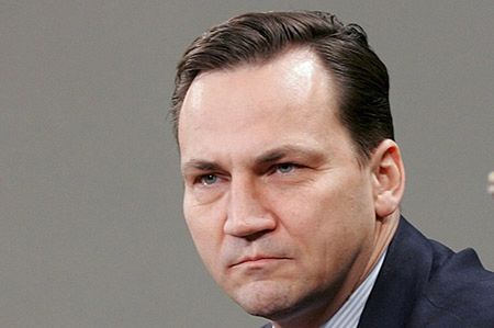 Sikorski przepowiada koniec Tuska?