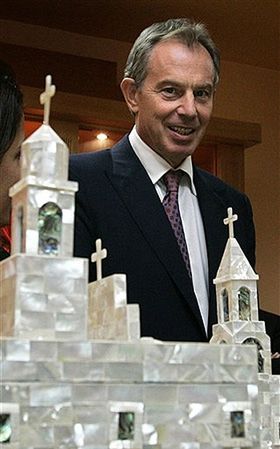 Tony Blair przeszedł na katolicyzm