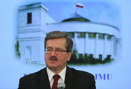 Komorowski: pracujemy nad odszkodowaniami dla ofiar Grudnia '70