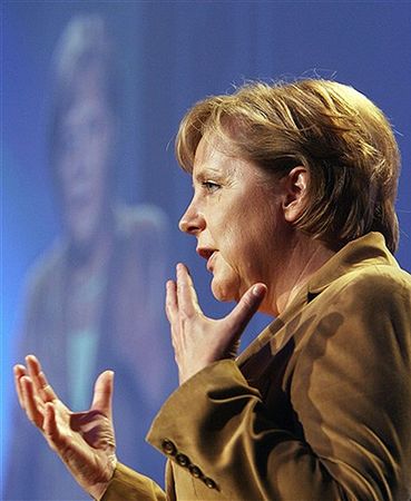 Merkel apeluje o wolę kompromisu w sprawie Traktatu UE