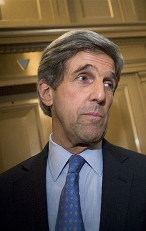 Senator John Kerry obraził żołnierzy walczących w Iraku