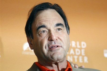 Oliver Stone: Bush cofnął Amerykę o 10 lat